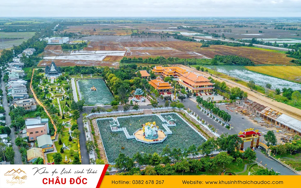 Toàn cảnh ngôi chùa Huỳnh Đạo