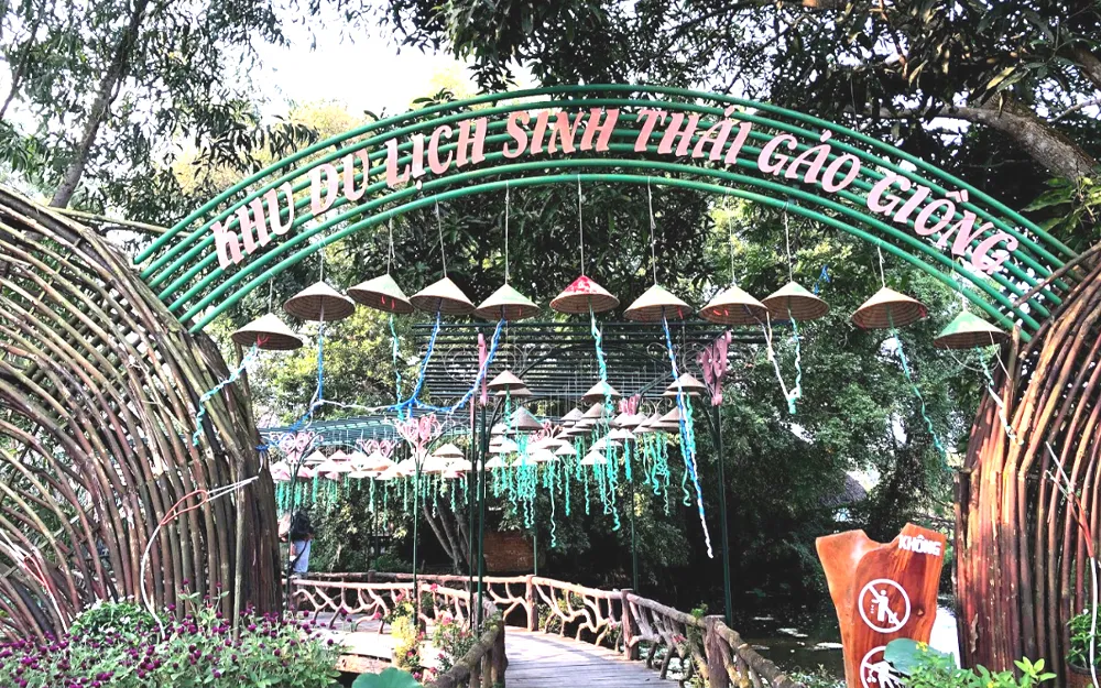 Khu du lịch Gáo Giồng