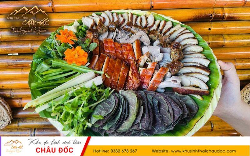Mẹo heo tộc (mẹo đặc biệt) tại Khu sinh thái Châu Đốc