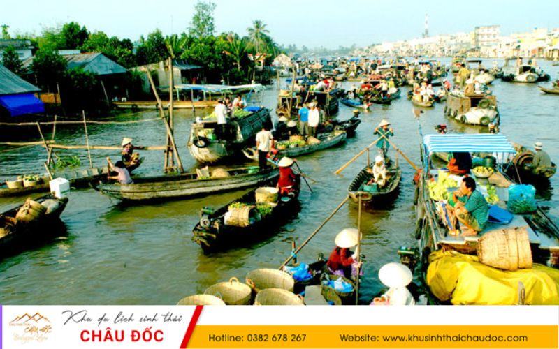 Lễ hội chợ nổi ở Tiền Giang