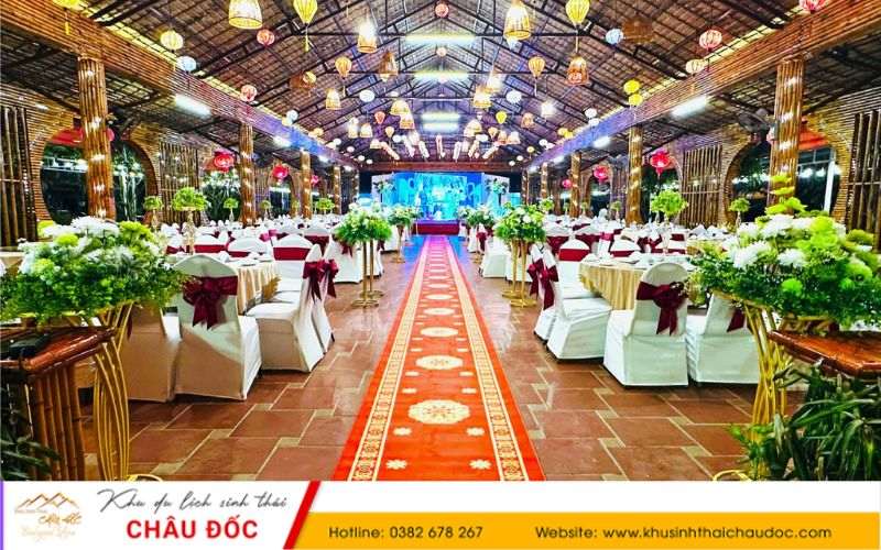 Không gian sảnh tiệc tại Khu sinh thái Châu Đốc