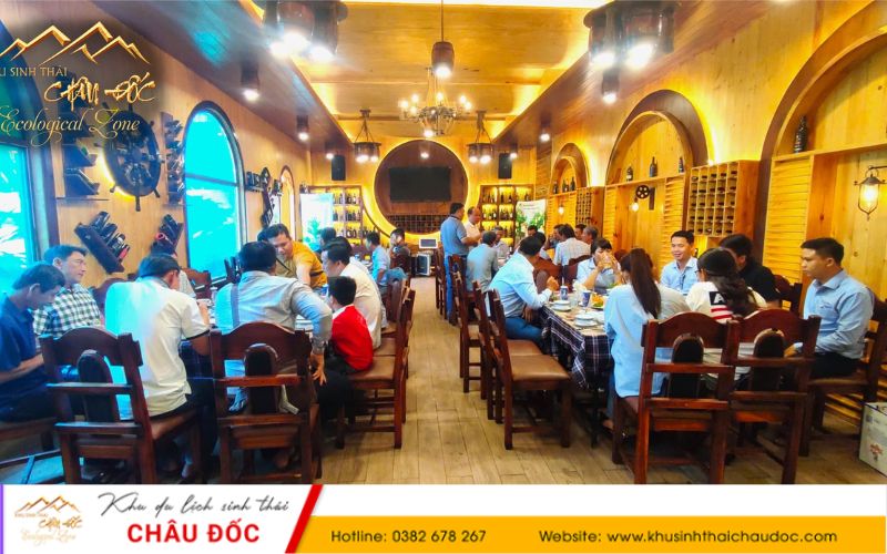 Không gian riêng tư cho khách đoàn tại hầm rượu Khu sinh thái Châu Đốc