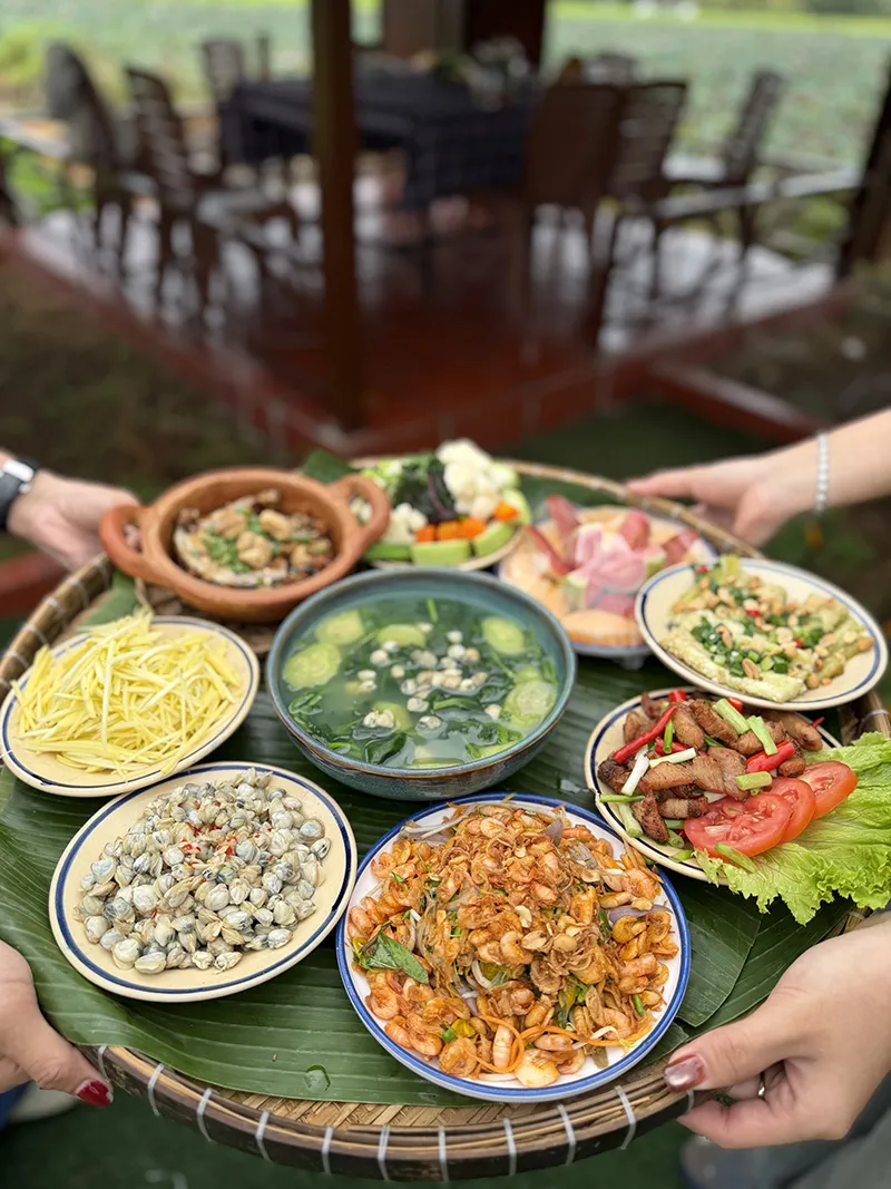MẸT CƠM HẾN
