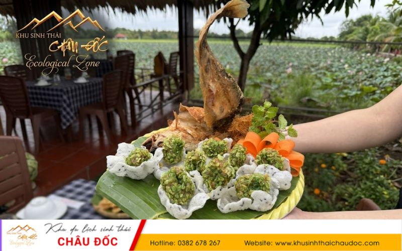 Thác lác hóa rồng tại Khu sinh thái Châu Đốc