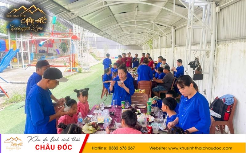 Mô hình kết hợp ẩm thực và khu vui chơi tại Khu sinh thái Châu Đốc